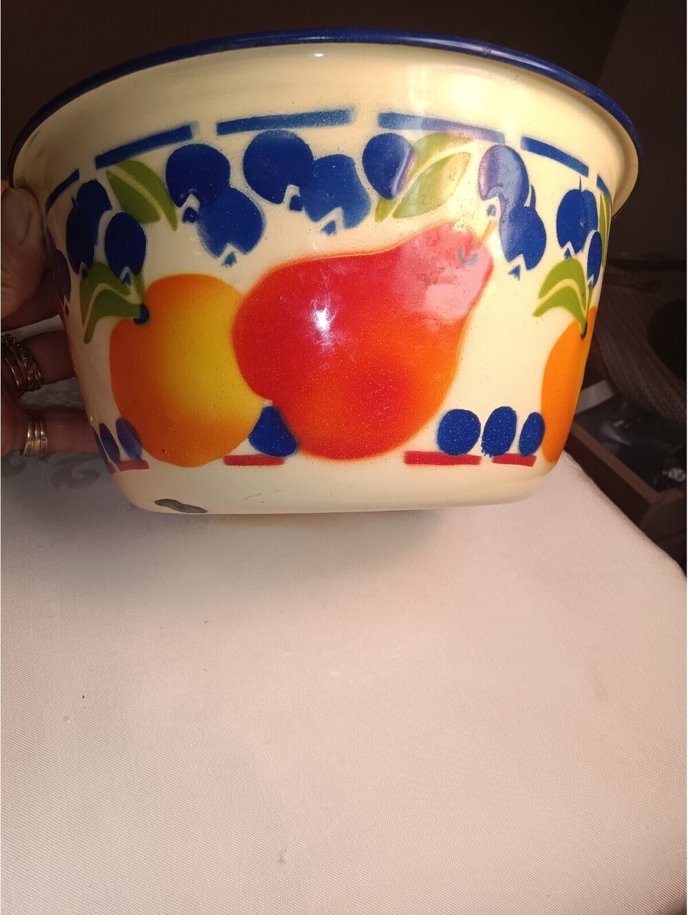 Vintage Enamelware Fruit Bowl 8.5" Mid Century Cottagecore Pear Berry Tin Bowl